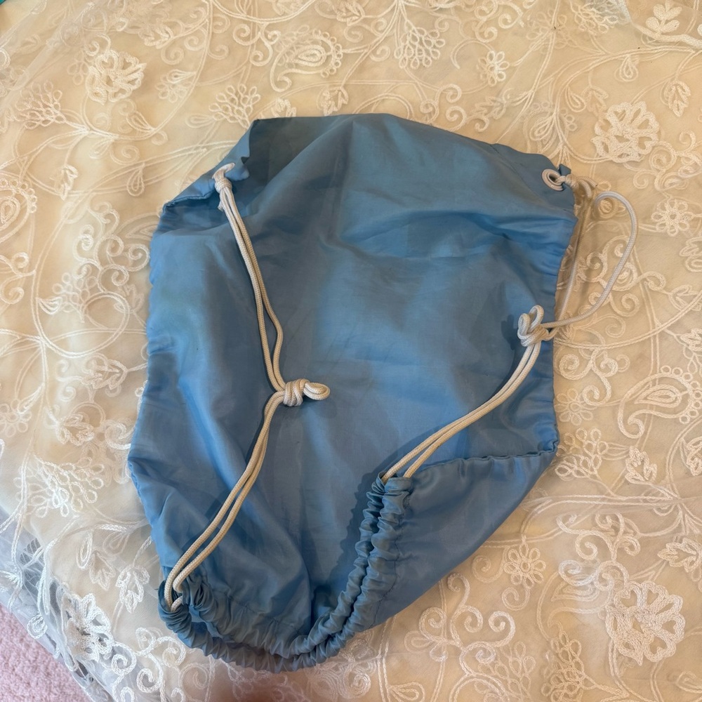 NEW* Adidas Sky Blue Drawstring Backpack - Picture 5 of 5